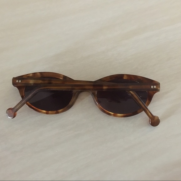 Chicago eyewear tortoise sunglasses 🕶 - Picture 2 of 4